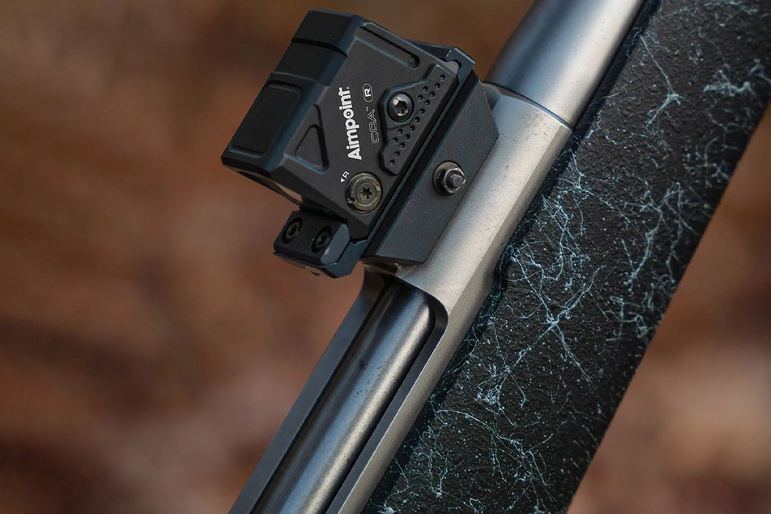 Aimpoint COA™ R: el punto rojo sin tubo diseñado para el rifle de caza